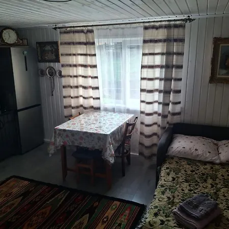 бабусині маєтки Lazeshchyna